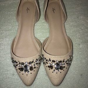 Vera Wang Gemstone Flats